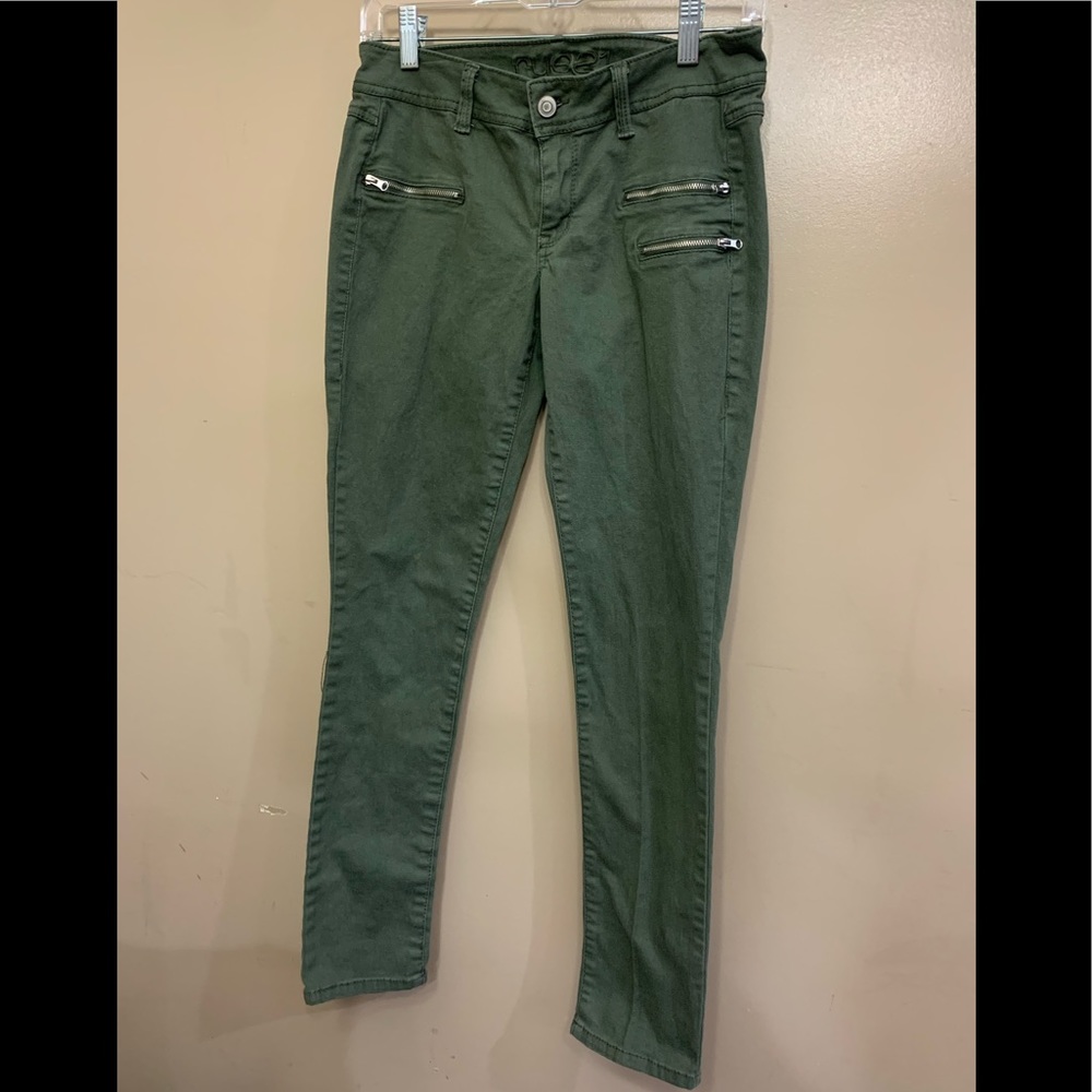 Rue 21 green skinny jeans. Size 3/4